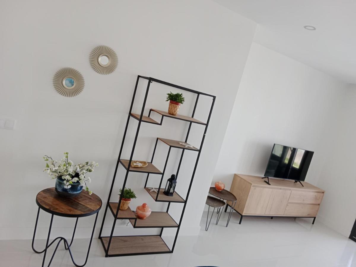 La Paloma Beach Apartment With Pool By Casa Del Sol Hr Manilva Exterior foto